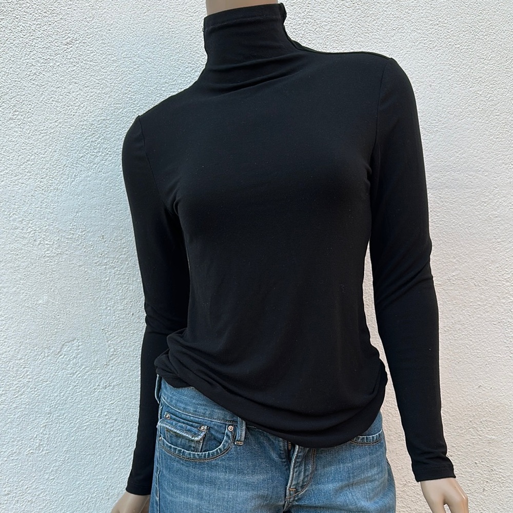 Elegant Black Long Sleeve Turtleneck Top